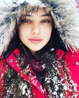 Katherine Langford Instagram - ❄️❄️