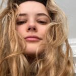 Katherine Langford Instagram - Good morning. Have you voted? 🇺🇸