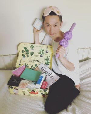 Kentaro Kameyama Instagram - #fabfitfunpartner I got a fabfitfun box today, tag someone who needs this box.
There are so many amazing products in this box: Free People, Rachel Pally, Murad, Dove and more.
Coupon code "KENTARO" (will get your followers $10 off their first box!) www.fabfitfun.com @fabfitfun  #fabfitfun