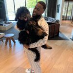 Kevin Hart Instagram - Merry Christmas from the Harts ….Wishing you all a blessed and beautiful Holiday #LiveLoveLaugh