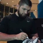 Khabib Nurmagomedov Instagram - I’m happy to be listed on @royaltiz_off Follow me as a businessman on the first talent’s stock market.
