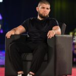 Khabib Nurmagomedov Instagram - It was great event and even better crowd at @vcon.newera last weekend in Dubai 👌 Thanks everyone for coming. 🤝👋
