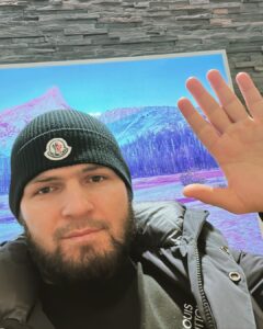 Khabib Nurmagomedov Instagram - Eid Mubarak ❤️🫂🤲 #Ramadan2023