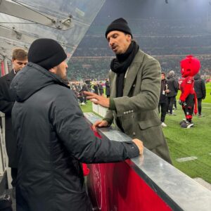 Khabib Nurmagomedov Instagram - SanSiro 📍

Thank you my Friend @iamzlatanibrahimovic 🤝
