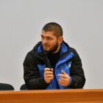 Khabib Nurmagomedov Instagram - Самые интересные и искренние встречи бывают с детьми 🤝🫂 Больше всех внимание нужно - Детям, не упускайте своих детей.