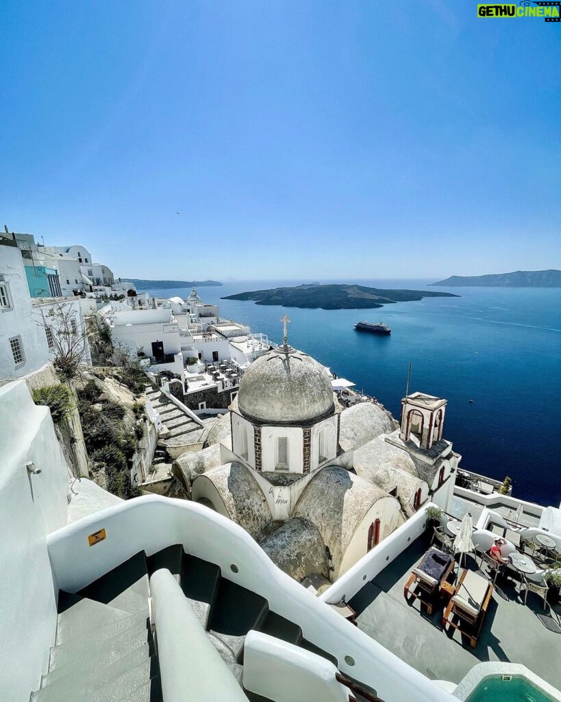 Kila Shafia Instagram - 🌀 Santorini Greece