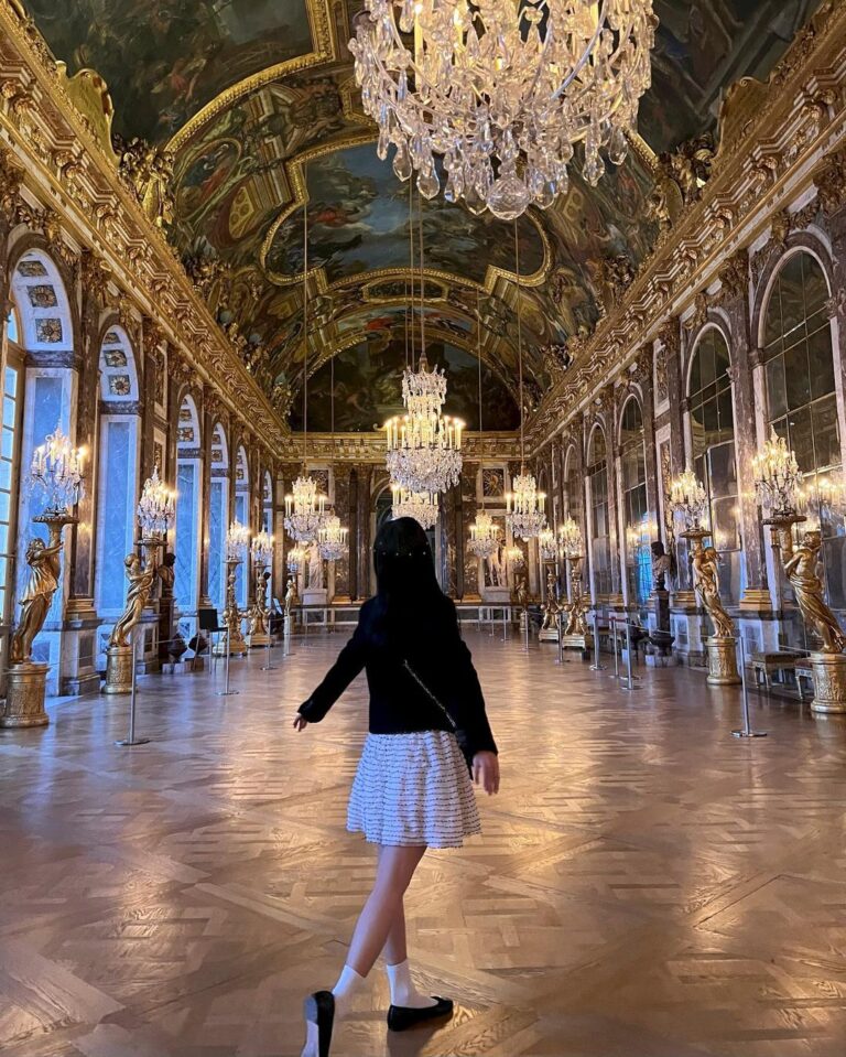 Kim Jisoo Instagram - Jisoo in Versailles 🏰 Versailles Palace, Paris, France