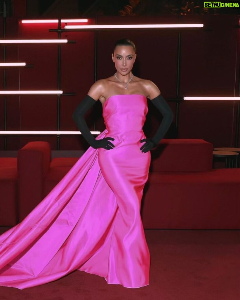 Kim Kardashian Instagram - LACMA ART & FILM wearing @balenciaga couture