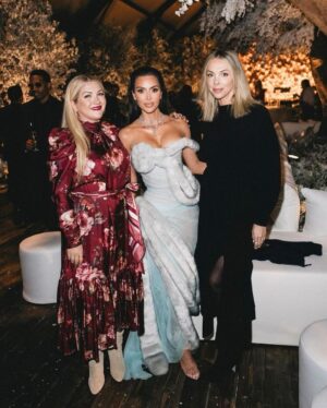 Kim Kardashian Instagram - ❄️ Christmas Time…and we had a Time!!!! ❄️