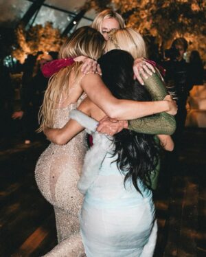Kim Kardashian Instagram - ❄️ Christmas Time…and we had a Time!!!! ❄️