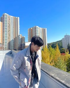Kim Seong-hyuk Instagram - 가을 감기 🤒 . . . #카메라 #촬영 #가을 #좋아요 #좋아요테러 #좋아요반사 #팔로우 #팔로우환영 #맞팔 #선팔하면맞팔 #선팔맞팔 #좋반 #맞팔환영 #follow4like #fff #followforfollowback #likeforlikes #like4follow #l4f #l4l #ootd #다렉 #소속사 #오디션 #배우 #오오티디 #ootd #일상 #liker Seoul, Korea