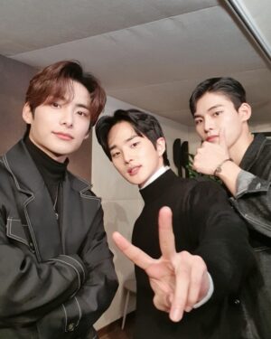 Kim Tae-jeong Instagram - 👨‍👨‍👦