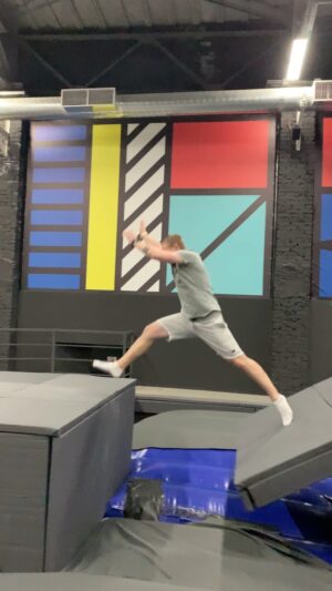 Konstantin Pavlov Instagram - Я типа отмазываюсь