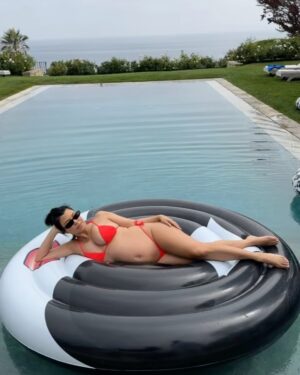 Kourtney Kardashian Barker Instagram - growing you inside of me, my son, is the greatest blessing, honor and joy.