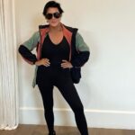 Kris Jenner Instagram - Starting the week off right with my @fabletics @khloekardashian collection!