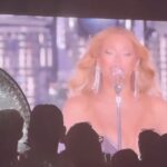 Kris Jenner Instagram - 👑🐝 @laurenwsanchez @jeffbezos @coreygamble @kimkardashian @khloekardashian @beyonce @dianaross #renaissanceworldtour #HappyBirthdayBeyonce