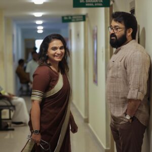 Krishna Praba Instagram - Neru..

With our own Lalettan @mohanlal 🤩🤩😍😍🤗🤗

#fangirl #thecompleteactor #lalettan #mohanlal #mohanlalfans #malayalamcinema #actor #actorslife