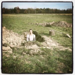 Kristen Holden-Ried Instagram - A low point in my career... #amansgottadowhatamansgottado