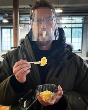 Kristen Holden-Ried Instagram - I recommend taking off your face shield before you try to eat cake. 

#setlife #facemask #cake #bonehead