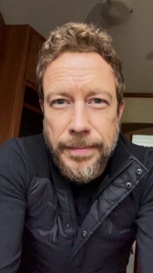 Kristen Holden-Ried Instagram - When it’s close to the end and there’s no more weather cover…

I think I’ll just do the scene in a snorkel mask. 

It’ll make sense when you see season 3 of @departure_tv ;)