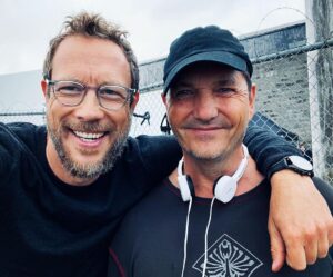 Kristen Holden-Ried Instagram - The obligatory seasonal pic of super director, super dude and all around super artist @tjscottpictures 
Love being on set with you brother :)

#departure @departure_tv #setlife