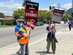 Kristen Schaal Instagram - Happy to support #wgastrike. Show up if you can! My feet hurt and all I want to do is go home and watch the great shows these @wgawest and @wgaeast writers have created! Head over to WB GATE 11 for a great strike captain, @lacherlacherlacher