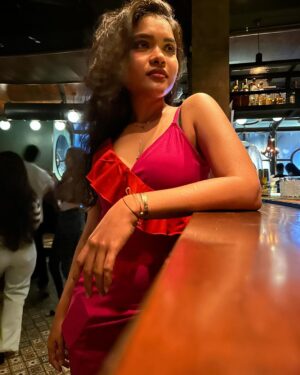 Kusuma Degalamari Instagram - A touch of pink in a world of midnight hues.

Mumbai, nightlife, party, pink, night,citylife, fashion, nightout, partylife, glamour, elegance, actor,