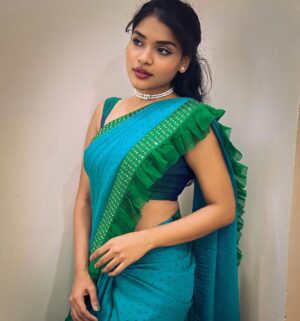 Kusuma Degalamari Instagram - Elegance is not being noticed, it's about being remembered

#sareelove #saree #kusuma #kusumadegalamari #instagood #instafashion #explorepage #ootd #baby #babythemovie #vijayawada #teluguammayi