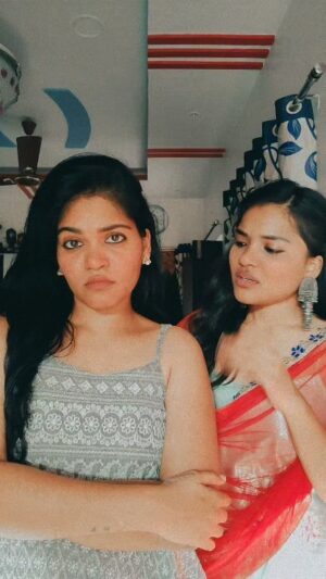 Kusuma Degalamari Instagram - #sisters #sistersquad #sisterlove #sistergoals #instagood #instafashion #trendingreels #trending #explorepage✨ #explore #ootd #fyp #fypシ #actress #comedy #comedyreels #funnyvideos #fun #love #kusumadegalamari