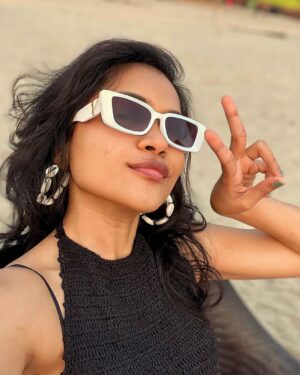 Kusuma Degalamari Instagram - Back to the time when it was all about sea and sailing 🌊🌅

#instagood #ootd #breezy #rainyday #fypシ #explorepage #explore #fyp #goa #throwback #tbh #tbhpost #goadiaries #goabeach #goatourism #trendingreels #photooftheday #kusuma #kusumadegalamari #baby #babymovie #babythemovie