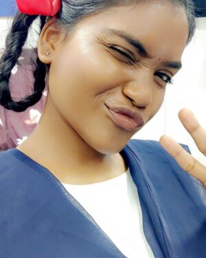 Kusuma Degalamari Instagram - Some selfies of Kusuma from @babythemovie 

#babythemovie #baby #teluguactress #telugucinema #kusumadegalamari #kusuma