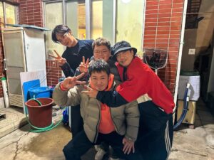 Kwak Joon-bin Instagram - 부산모임 그날의 기억

#니가가라시드니