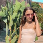 Lévanah Solomon Instagram - Je suis in love de ces photos 🌵🌸 De tous mes posts à Rome, tu préfères lequel ? *Photos retouchées ___________ #picoftheday #pictureoftheday #photography #photooftheday #travel #sky #italy #rome #beige #blue #green #pink #tan #aesthetic #mood #vibes #summer #colors #color #light #white #ootd #outfit #vacation #holiday #girl #neutral #dress #cactus Rome, Italy
