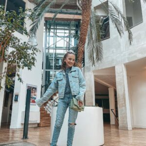 Lévanah Solomon Thumbnail - 6.6K Likes - Most Liked Instagram Photos