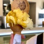Lévanah Solomon Instagram - Swipe à gauche pour voir les différentes glaces que j’ai mangé à Rome ! Tu mangerais laquelle : 1 : Passion, Vanille 2 : Stracciatella, Pêche 3 : Stracciatella, Passion 4 : Mangue, Passion 5 : Amarena, Straciatella 6 : Fruits rouges, Citron Moi je les ai toutes kiffées 😝 *photos retouchées _____________ #picoftheday #pictureoftheday #photography #photooftheday #travel #gelato #italy #rome #beige #tan #aesthetic #mood #vibes #summer #colors #color #light #white #ootd #outfit #vacation #holiday #girl #neutral #pink #icecream Italie, Rome