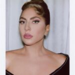 Lady Gaga Instagram - 🎺🎹🤍   📸: @jeiroh