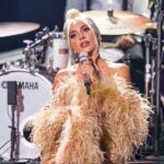 Lady Gaga Instagram - It was a joy to sing for you today, thank you for watching online or joining in person, and for coming together with me to celebrate “Love For Sale”! @itstonybennett and I are so excited for you to hear our album 🎷🎺! And thank you to my talented sister @germ_aphobenotta @topostudiony for designing my beautiful costumes for the show! ❤️