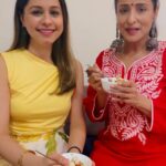 Lataa Saberwal Instagram - Bloopers are the ones that make moments memorable!😄 #nehasaroopa #latasabharwal #reelshoot #bloopers