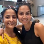 Lataa Saberwal Instagram – Felt blessed when I bumped in someone who really inspires me!! @diipakhosla . Diipa , you are really a warm person ❤️❤️ . Glad to meet you and adorable Dua…
#lataasaberwal #authenticallylataa #fan #fanmoment