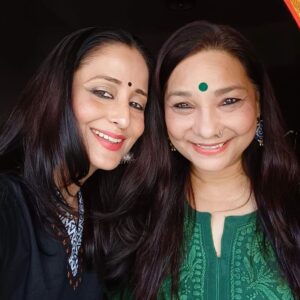 Lataa Saberwal Instagram - Years after years our friendship has grown stronger. Blessed to have you as my friend Sunni. Happy b'day 🎂❤️❤️🧿

#lataasaberwal #authenticallylataa #sunitarajwar