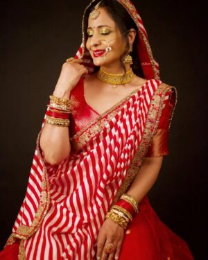 Lataa Saberwal Instagram - Happy Karwachauth ❤️❤️
@sethsanjeev 

#lataasaberwal #authenticallylataa