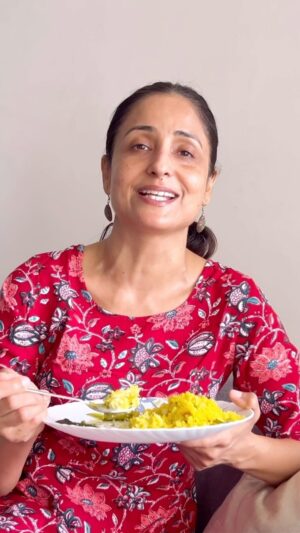 Lataa Saberwal Instagram - What we should completely **AVOID** having with our breakfast?! Do you have this habit? Comment 

#lataasaberwal #nutritionist #nutritiontip #food #heathtips #healthyfood #healthylifestyle #authenticallylataa #lataasaberwal #food #nutritioncoach