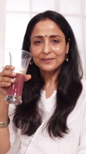 Lataa Saberwal Instagram - Botox, fillers for glowing skin? NOT AT ALL. I believe in all natural. I love my skin and how naturally glowing it is. And my secret? Skin ka Sahi Food!

Kapiva Skin Foods Glow Mix, an amazing ayurvedic skin care drink with ayurvedic ingredients that helps in boosting collagen, hyaluronic acid, glutathione, now in just 1 product. It's 100% ayurvedic, chemical free and all natural with no added sugar. 
Get your skin ka sahi food today at www.kapiva.in. 

Use my Code LATAA15 for additional 15% discount 

@kapiva_official

#skinkasahifood #skinfoods #kapiva #kapivaskinfoodsglowmix #naturalingredients #ayurvedicingredients #ayurvediclifestyle #ayurvedicproduct #ayurveda #skincare #skincaretips #collagen #skinsupplement #ayurvedicskincare #reelsinstagram #trendingaudio #trendingreels #latasabharwal #lataasaberwal #authenticallylataa #skincare #skinhealth #skincaretips #skintreatment #skincareroutines