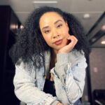 Latonya Williams Instagram – Don’t forget to appreciate how far you’ve come… Starting with these eyebrows🙌🏾

#trailerselfie #onset #goodvibes #grattitude #appreciation #actor #bts #reeloneentertainment #vancouveractor #portraitmode #blackgirlmagic #naturalhair #afrogirl #blackactress #beautymark #makebeliever