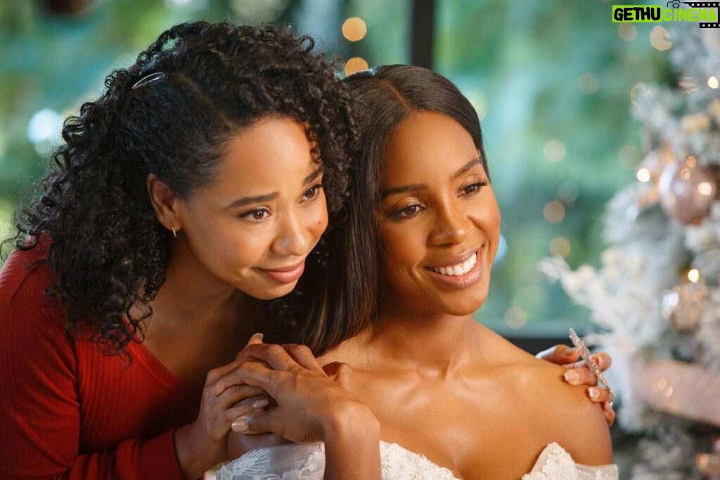 Latonya Williams Instagram - Happy Birthday Kelly! I hope you get all the cuddles and sending you some extra love today- but girl you inspire me on the daily. Thanks for being so fantastic. Love ya sis! #happybirthday #kellyrowland #merryliddlechristmas