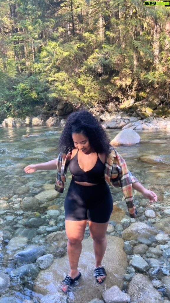 Latonya Williams Instagram - Wade through an ice cold river that leads to a waterfall in slides? What could possibly go wrong? I hope y’all have been out there living it up this summer! I have been LIVING in this top by @cittaactivewear - remember all my followers get 15% with code LATONYA15 (Cuz I love supporting local brands with products that are ETHICALLY made) #liveitup #livefearlessly #lynncanyon #actorlife #explorebc #vanlife #ethicalfashion #ethicalactivewear