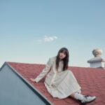 Lee Jin-ah Instagram – 지붕 위에 올라가 도시의 건물들을 구경했던 날 ! 
@luxuryeditors 🤍
멋진 사진과 편안하고 좋은 인터뷰 감사합니다 🥹

Guest Editor 이기원
Photograper 박용빈