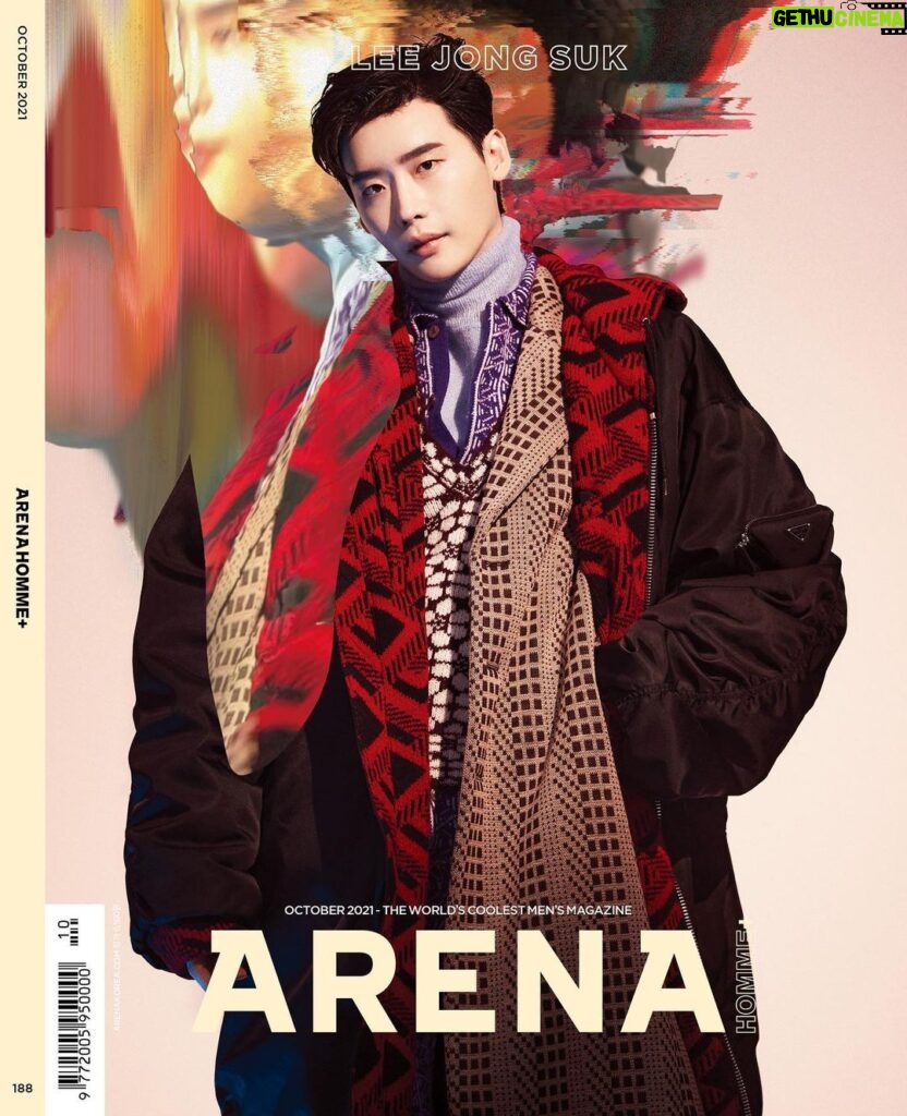 Lee Jong-suk Instagram - @arenakorea #prada