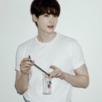 Lee Jong-suk Instagram – 2024 잘 시작했나요?😆 

#profile  #에이스팩토리