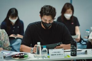 Lee Ki-woo Instagram - ✨
대본 리딩이 엊그제 같은데
다음 주에 방송이라니!!
우리 가족 수목 밤엔 JTBC 채널 고정!!
기적의 형제 다음 주 첫 방입니다!!
많은 관심 부탁드려요!!

#기적의형제 #이기우 #jtbc드라마 #수목드라마